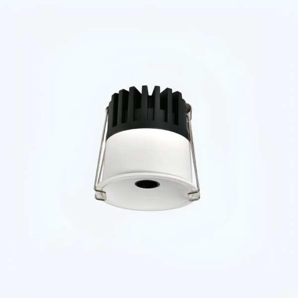 Low UGR Downlight